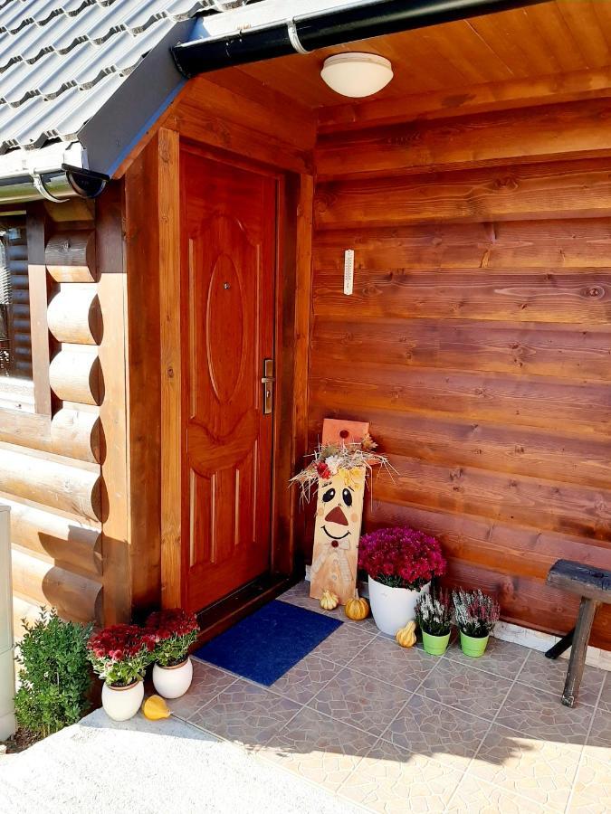 Andrea- Neakceptujeme Mlade Partie Villa Terchova Luaran gambar